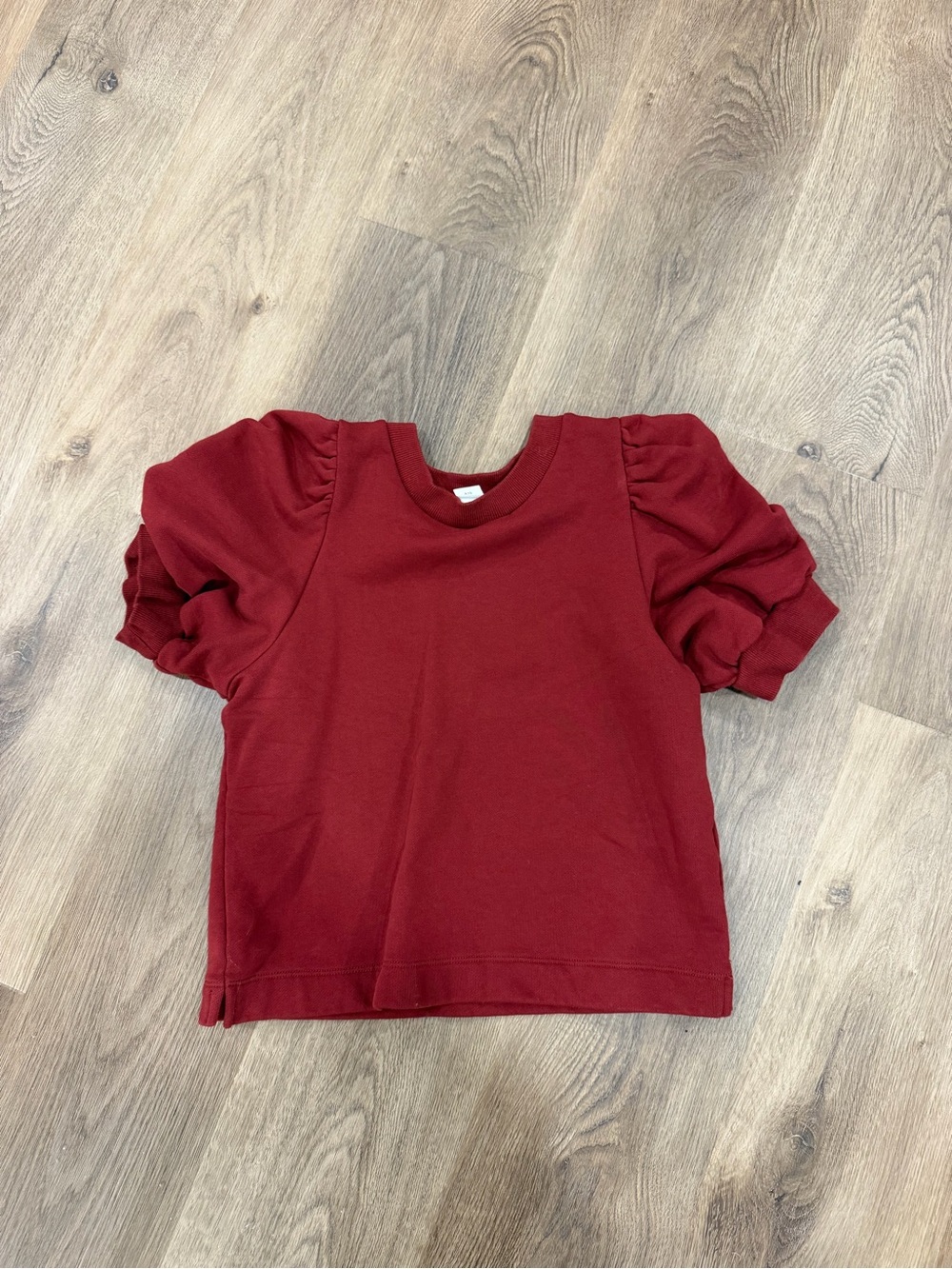 Women’s Puff Sleeve Top in Deep Red
